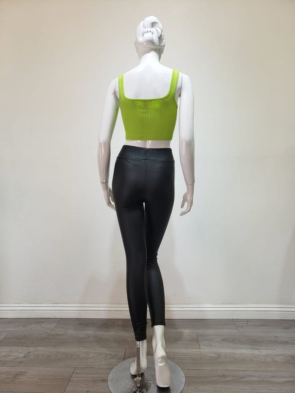 Apple Ribbed Scoop Neck Seamless Crop Top - STYLED BY ALX COUTUREShirts & Tops