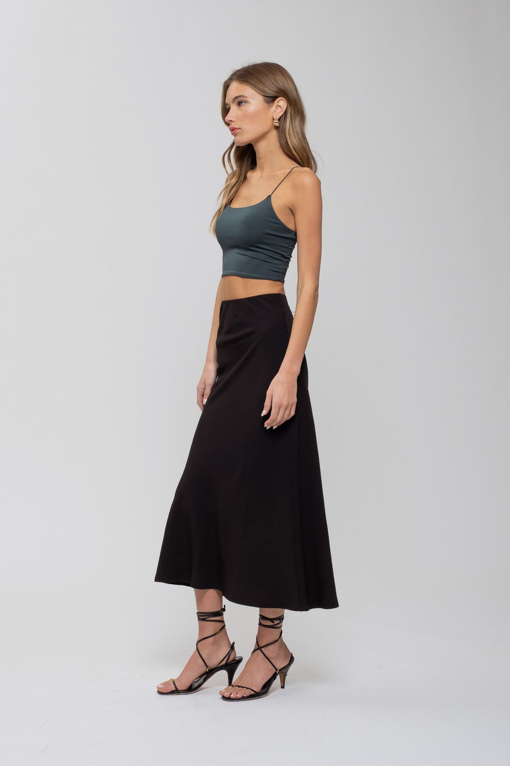 Black Seamless Cropped Knit Cami Top - STYLED BY ALX COUTURETOPS