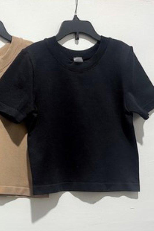 Black Smooth Thick Banded Tee - STYLED BY ALX COUTUREShirts & Tops