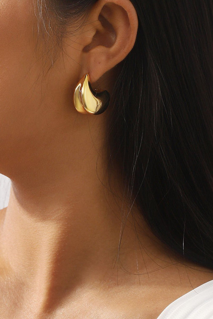 Gold 18K Plated Copper Hollow Chunky Hoop Earrings - STYLED BY ALX COUTUREEARRINGS