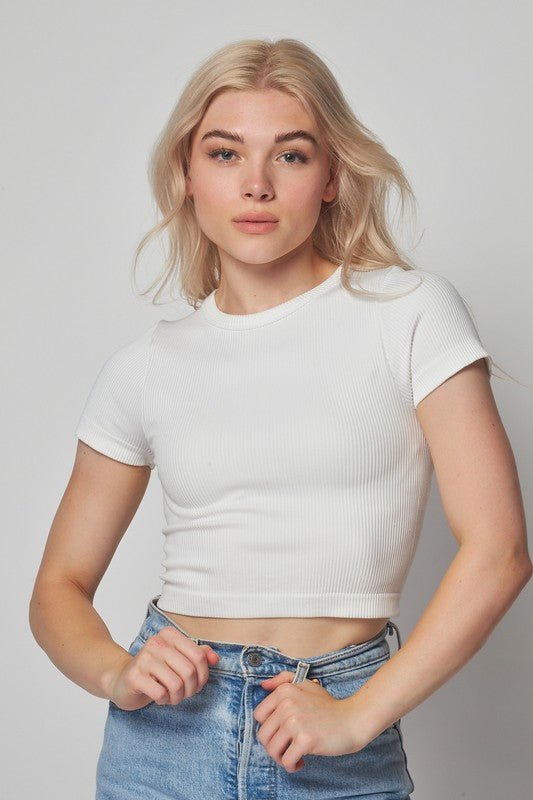 White Seamless Round Neck Crop Top - STYLED BY ALX COUTUREShirts & Tops